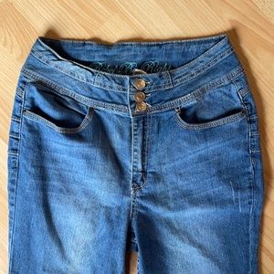 Women’s vintage high rise Rebel Bt Right jeans - size 13